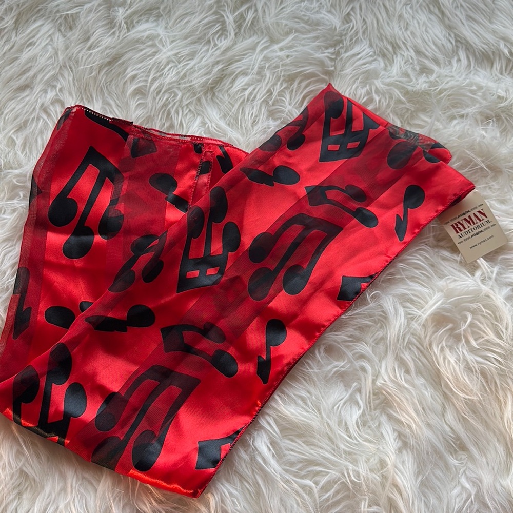 Music note scarf